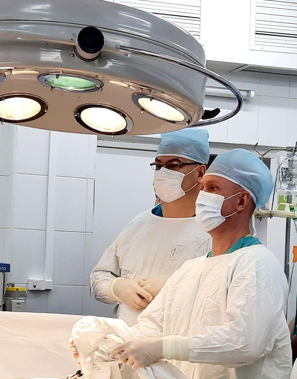 Хирурги больницы Захарьина первые в регионе провели эндоскопическую поясничную симпатэктомию